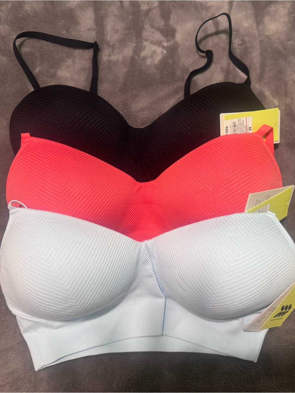 3-Pack - Seamless Molded Cup Bras/Sports Bras - Black, Coral, Light Blue